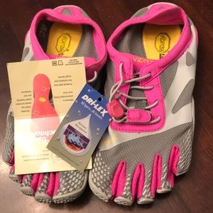 Vibram fivefingers shoes